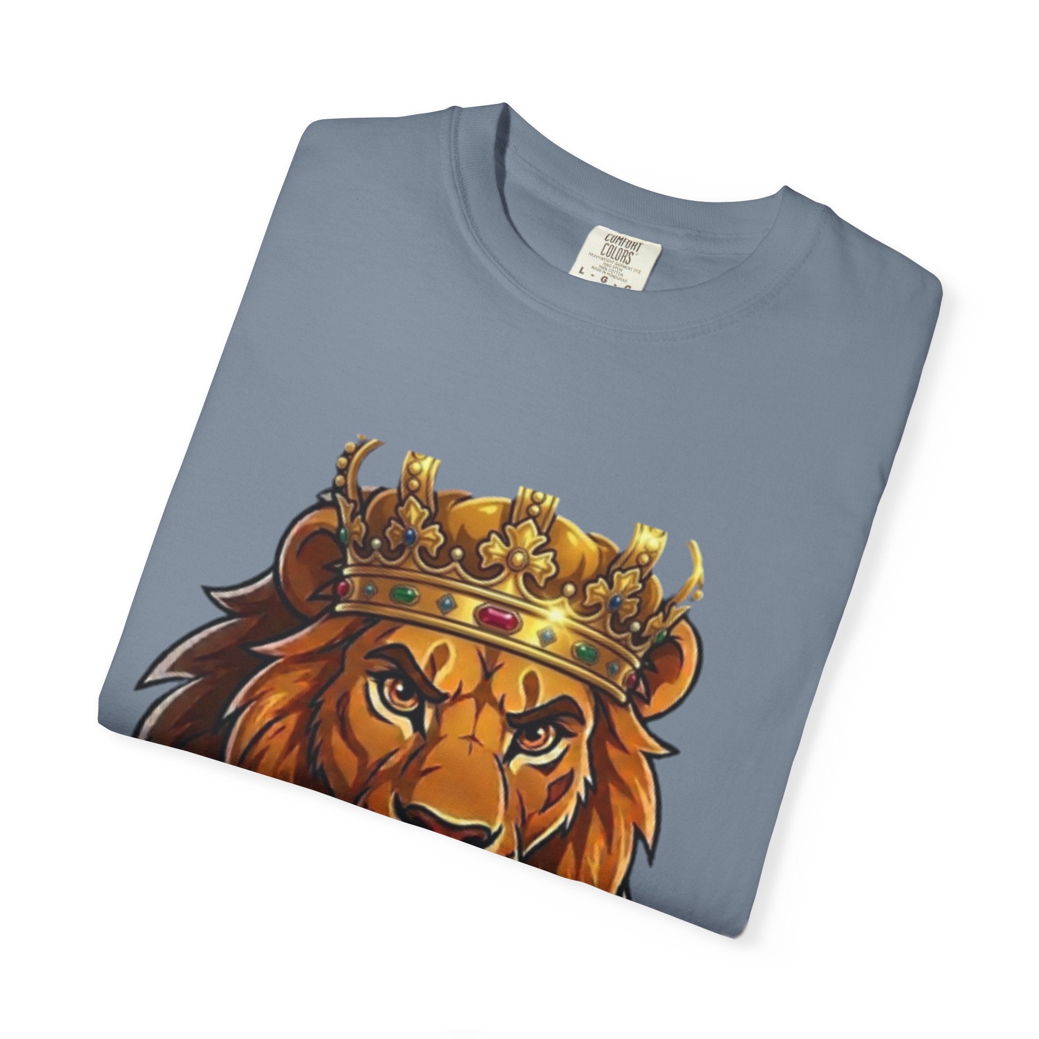 Lion King Graphic T-Shirt — Regal Crowned Lion Front & '25' Back Design