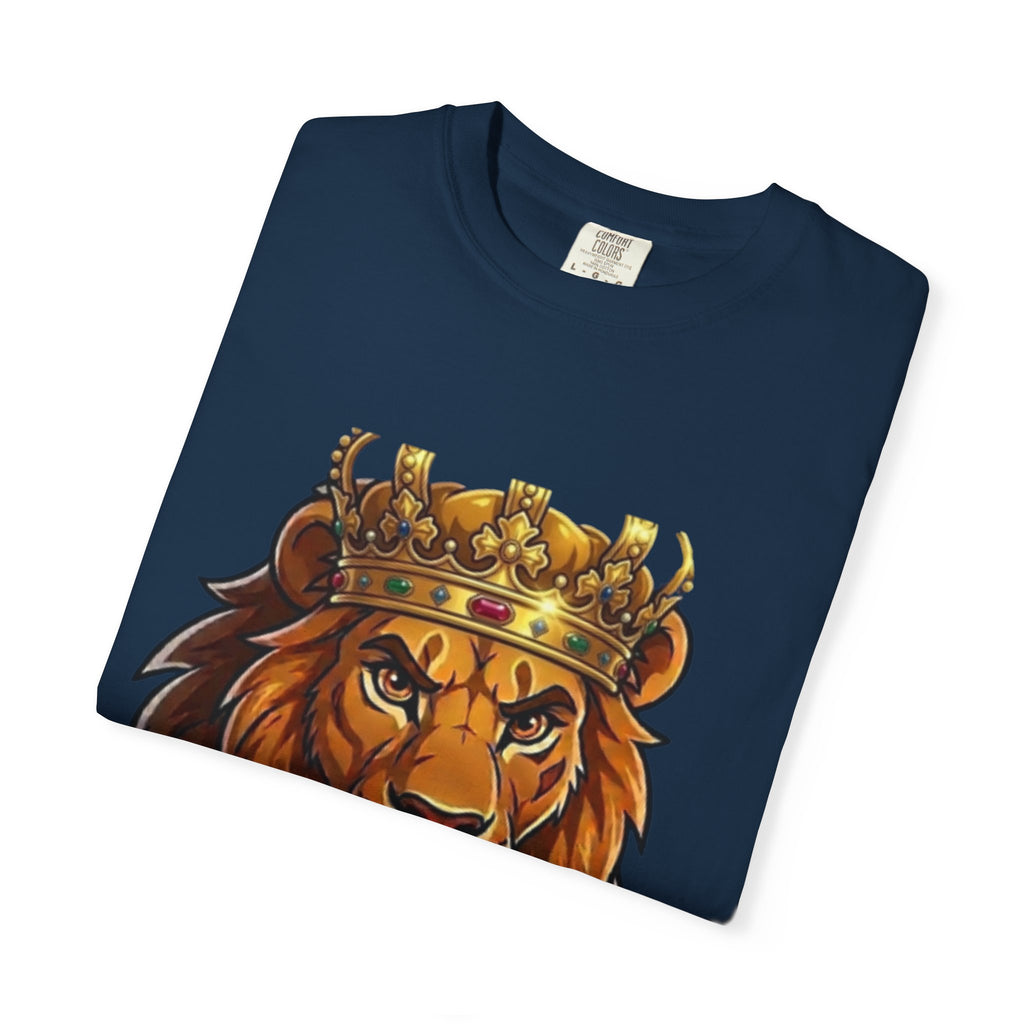 Lion King Graphic T-Shirt — Regal Crowned Lion Front & '25' Back Design